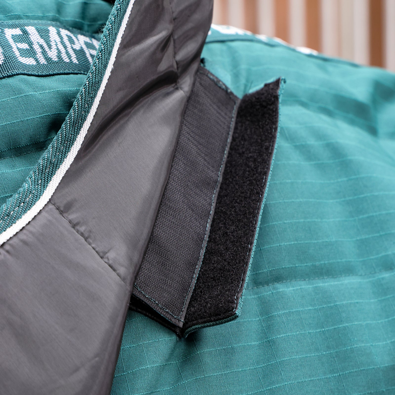 Tempest Original 200 Stable Rug & Neck - Emerald