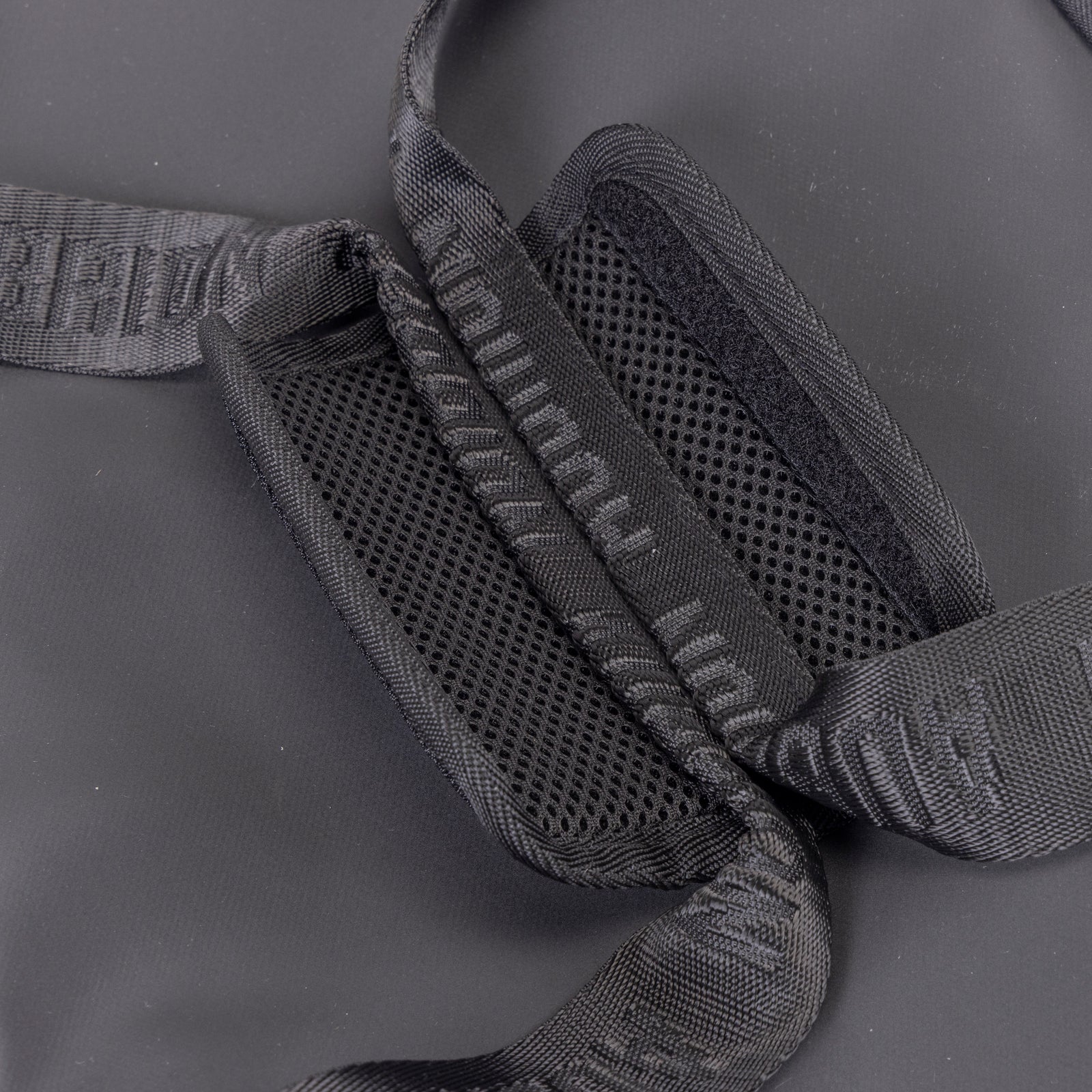 Aubrion React Holdall- Black