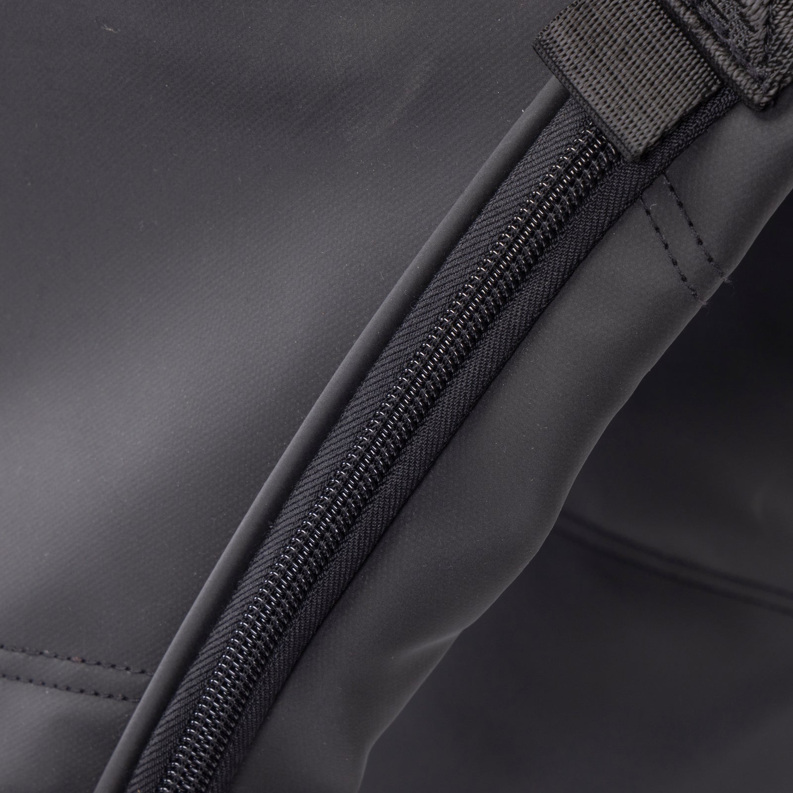 Aubrion React Saddle Bag - Black