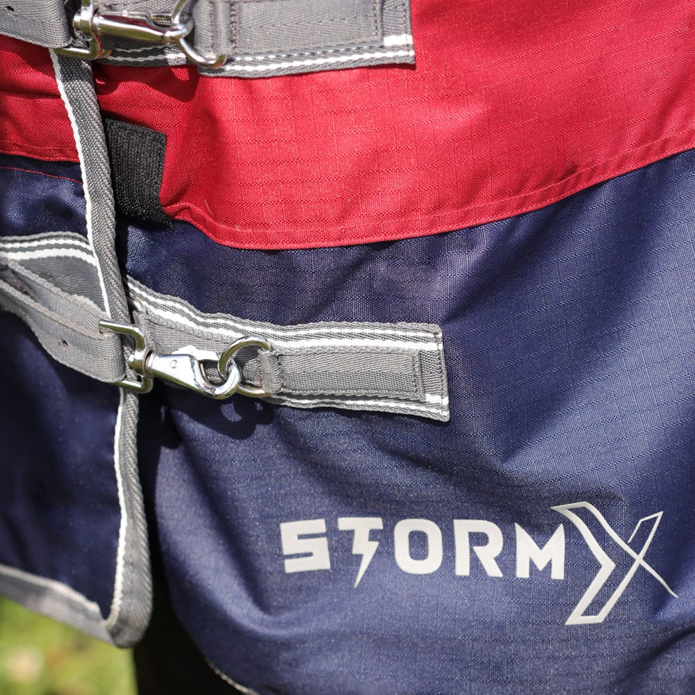 StormX Empra 200g Turnout Rug with Detachable Neck
