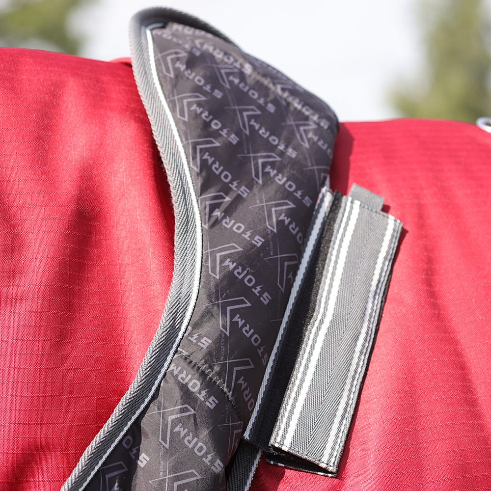 StormX Empra 200g Turnout Rug with Detachable Neck