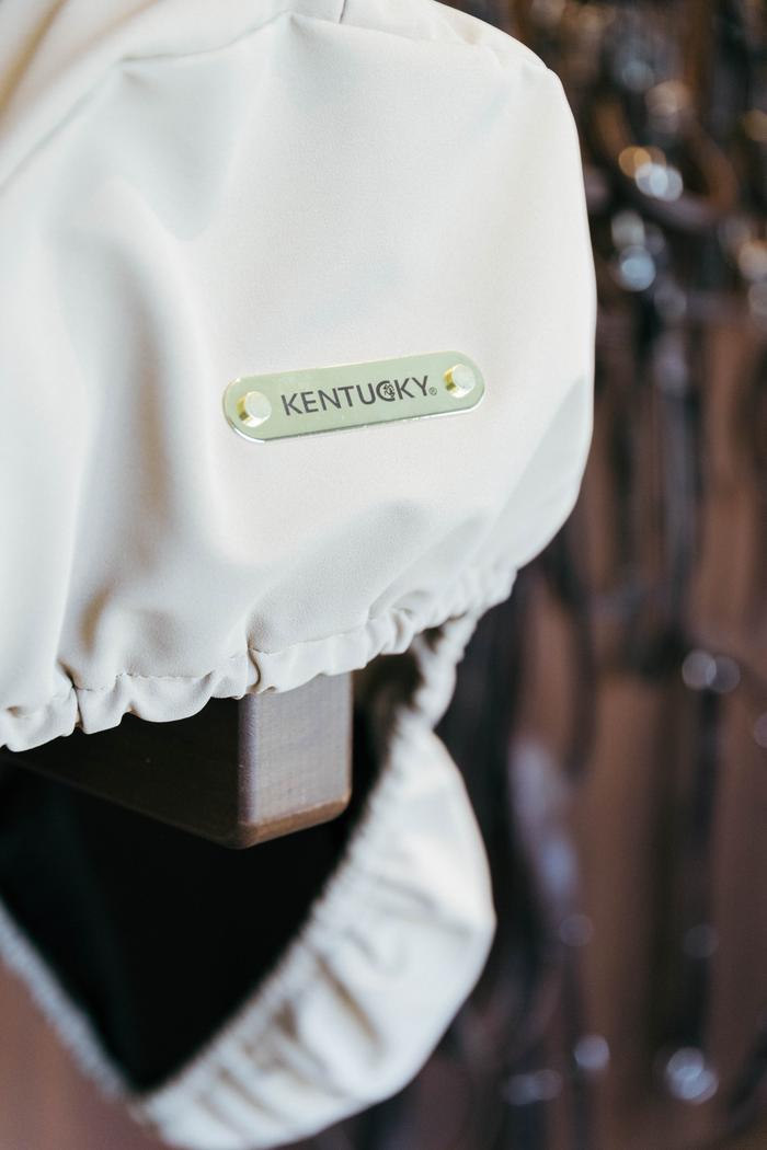 Kentucky Saddle Cover with Logo Plate