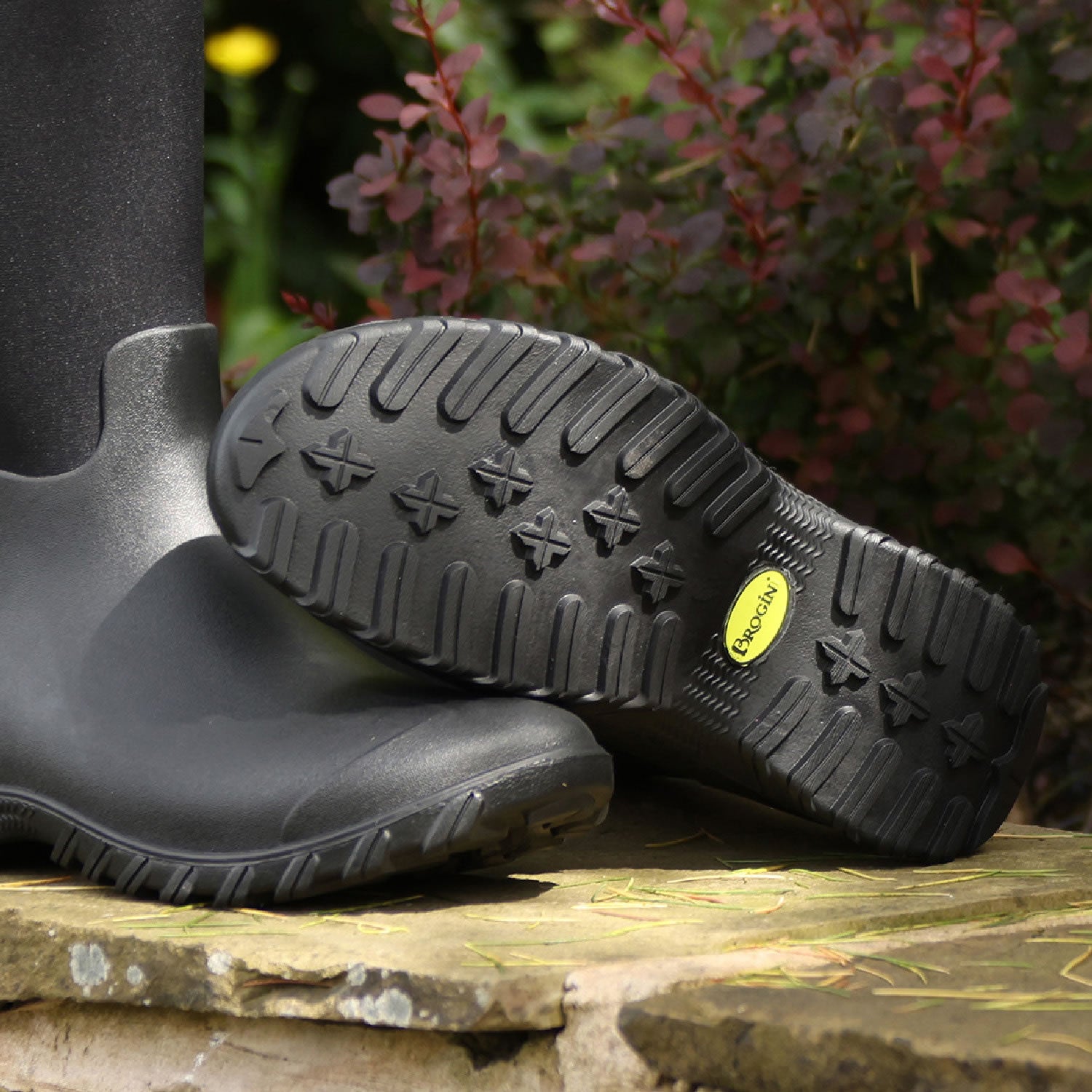 Brogini Keswick Ladies Muck Boots - Black/Pink