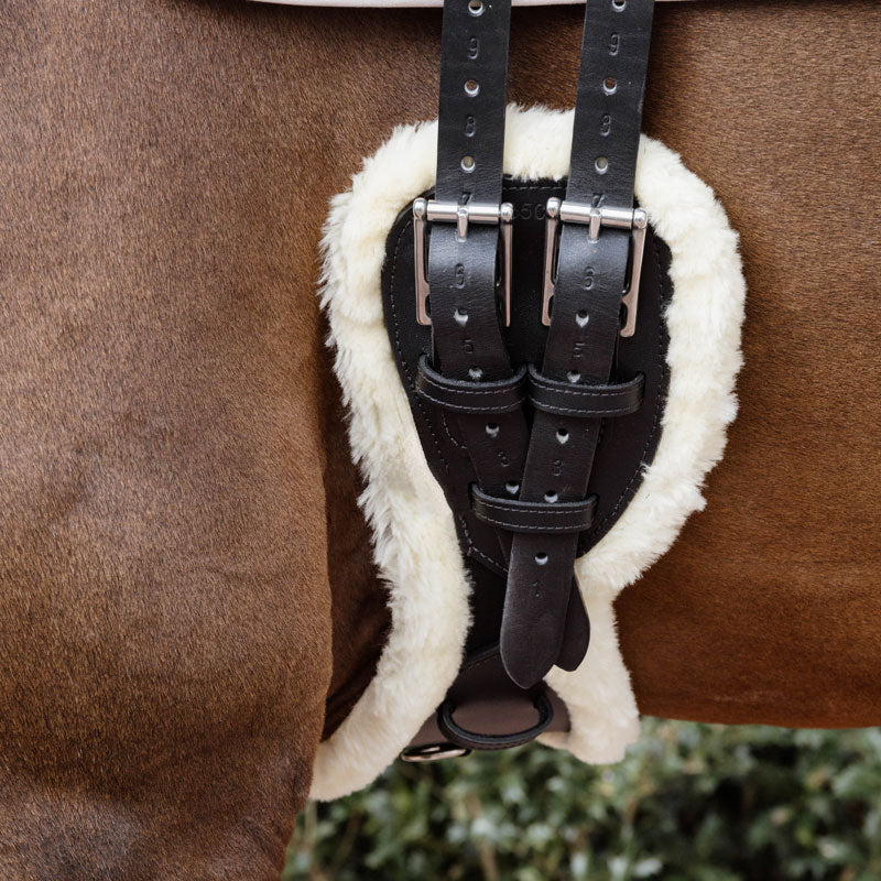 Kentucky Horsewear Sheepskin Anatomic Short Girth