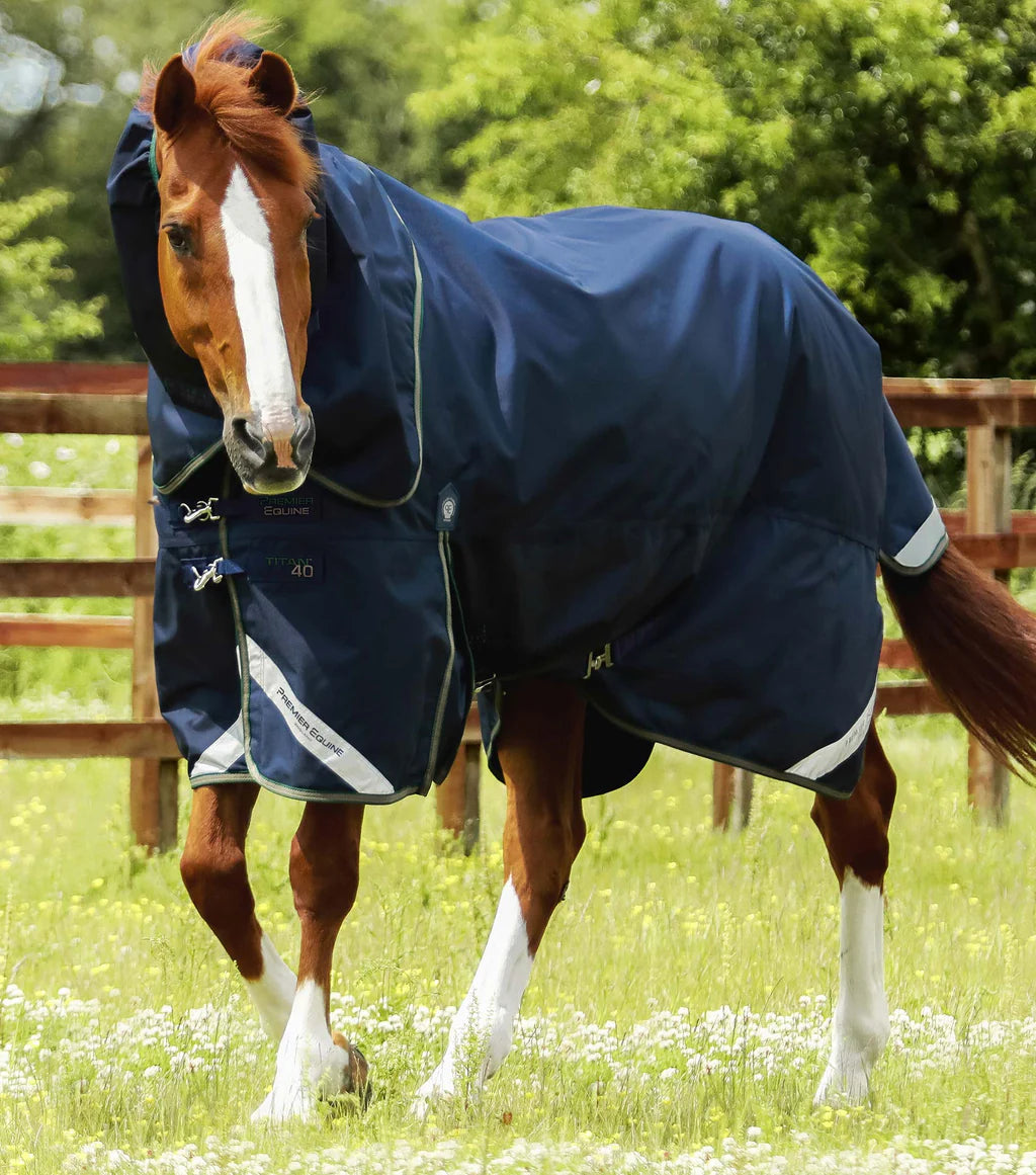Premier Equine Titan 40g Turnout Rug with Snug-Fit Neck Cover - Navy