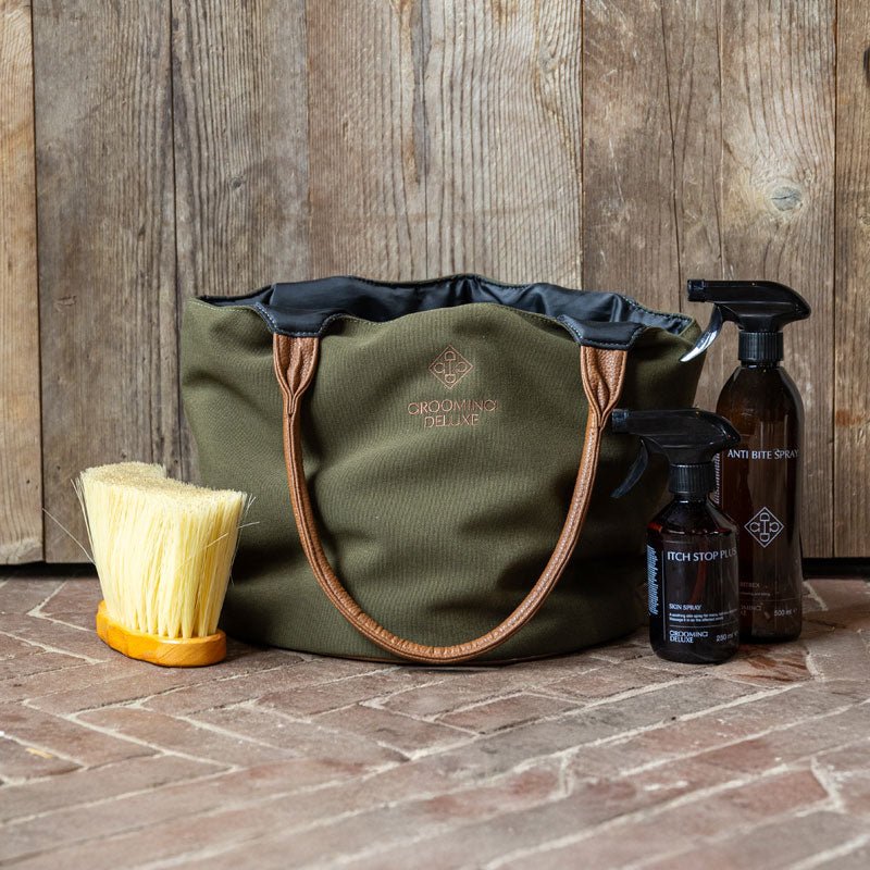 Grooming Deluxe Canvas Grooming Bag - Nags Essentials