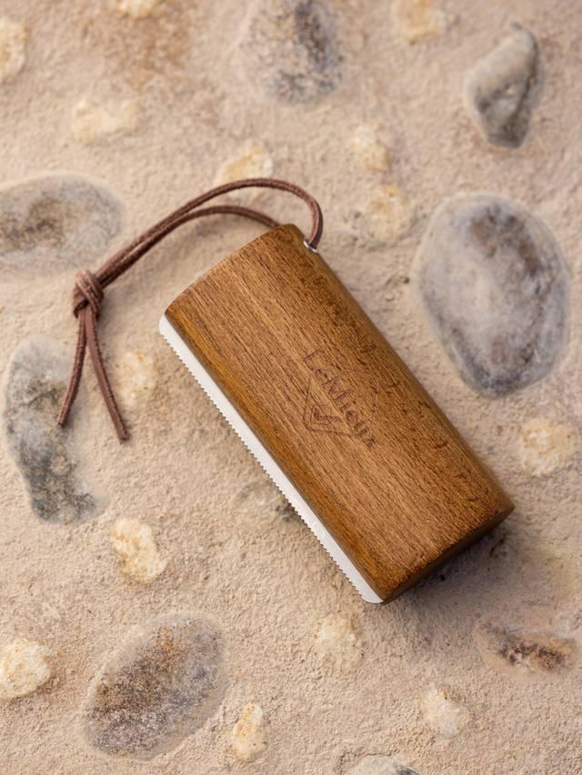 LeMieux Artisan Shedding Comb - Brown