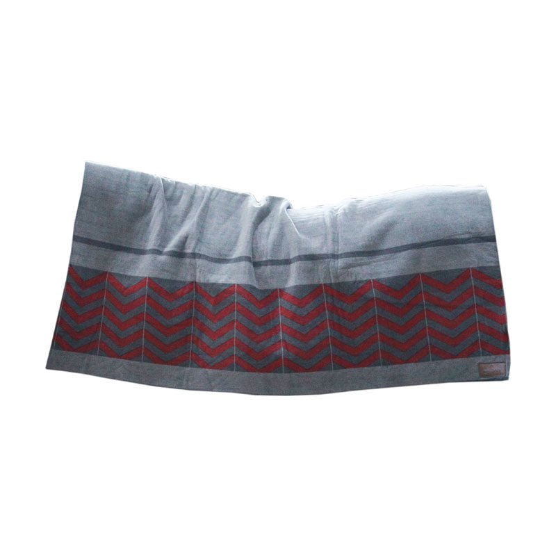 Kentucky Fleece Square Blanket Fishbone - Grey/Burgundy - Nags Essentials