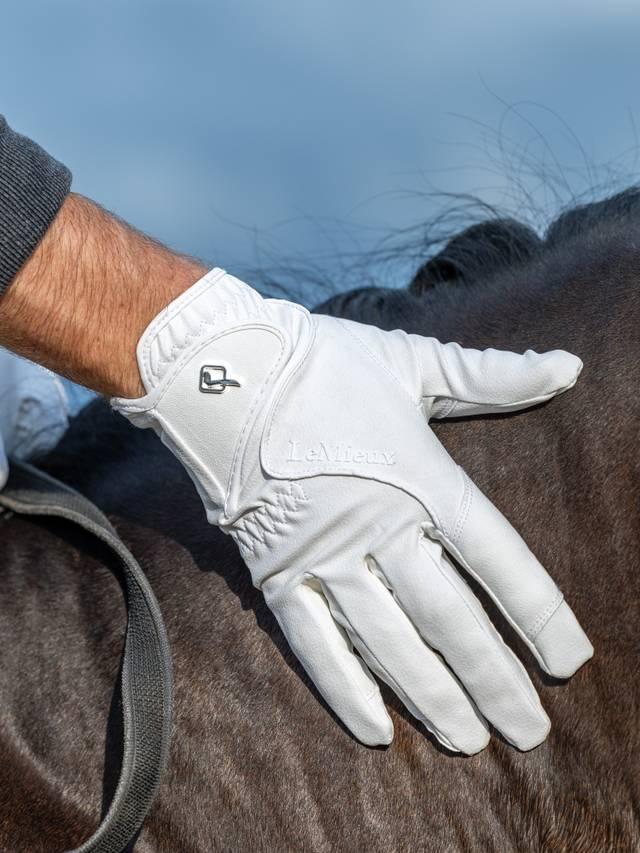 LeMieux Close Contact Gloves - Nags Essentials