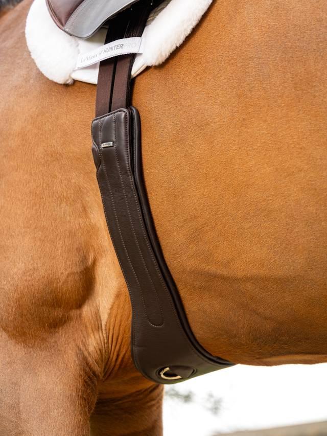 LeMieux Hunter Girth with Detachable Non - slip Liner - Havana - Nags Essentials
