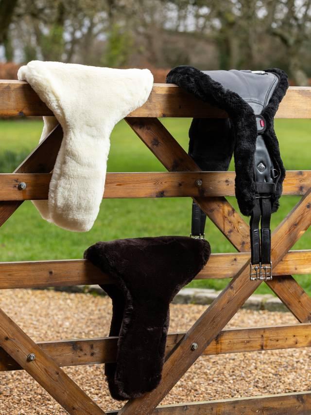 LeMieux Merino+ Anatomic Long Stud Girth Cover - Nags Essentials