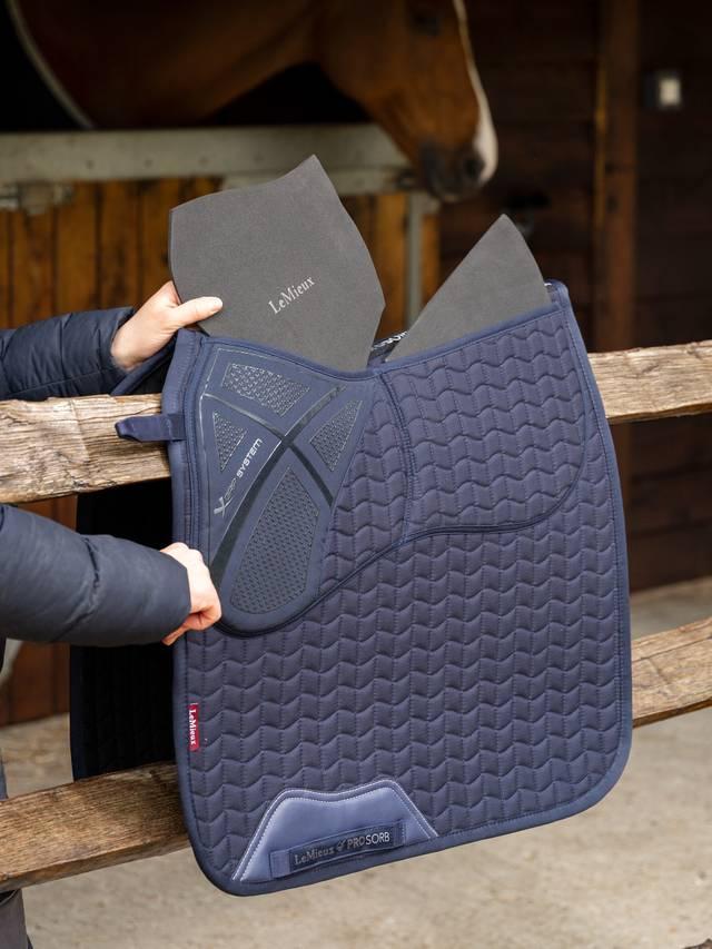 LeMieux ProSorb Plain 2 Pocket Dressage Square - Nags Essentials
