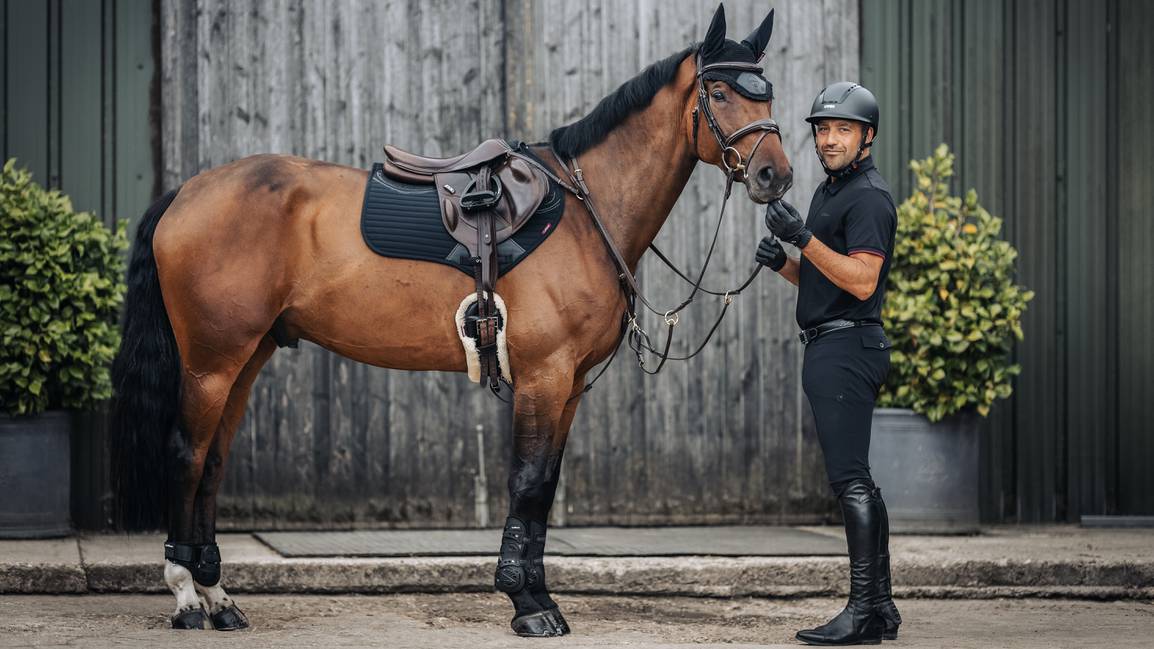 LeMieux Soft Shell Anti Slip Close Contact Square - Nags Essentials