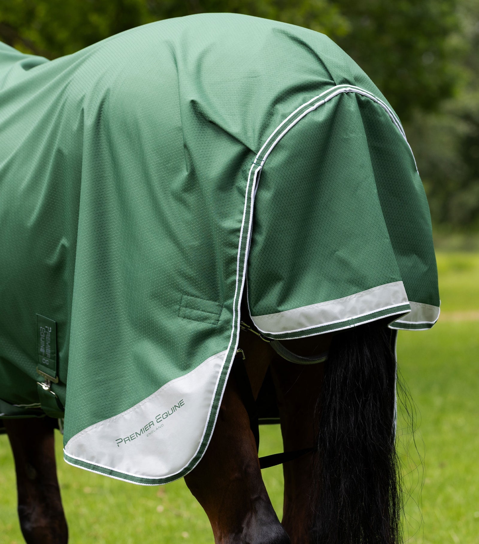 Premier Equine Akoni 0g Turnout Rug with Classic Neck Cover - Nags Essentials