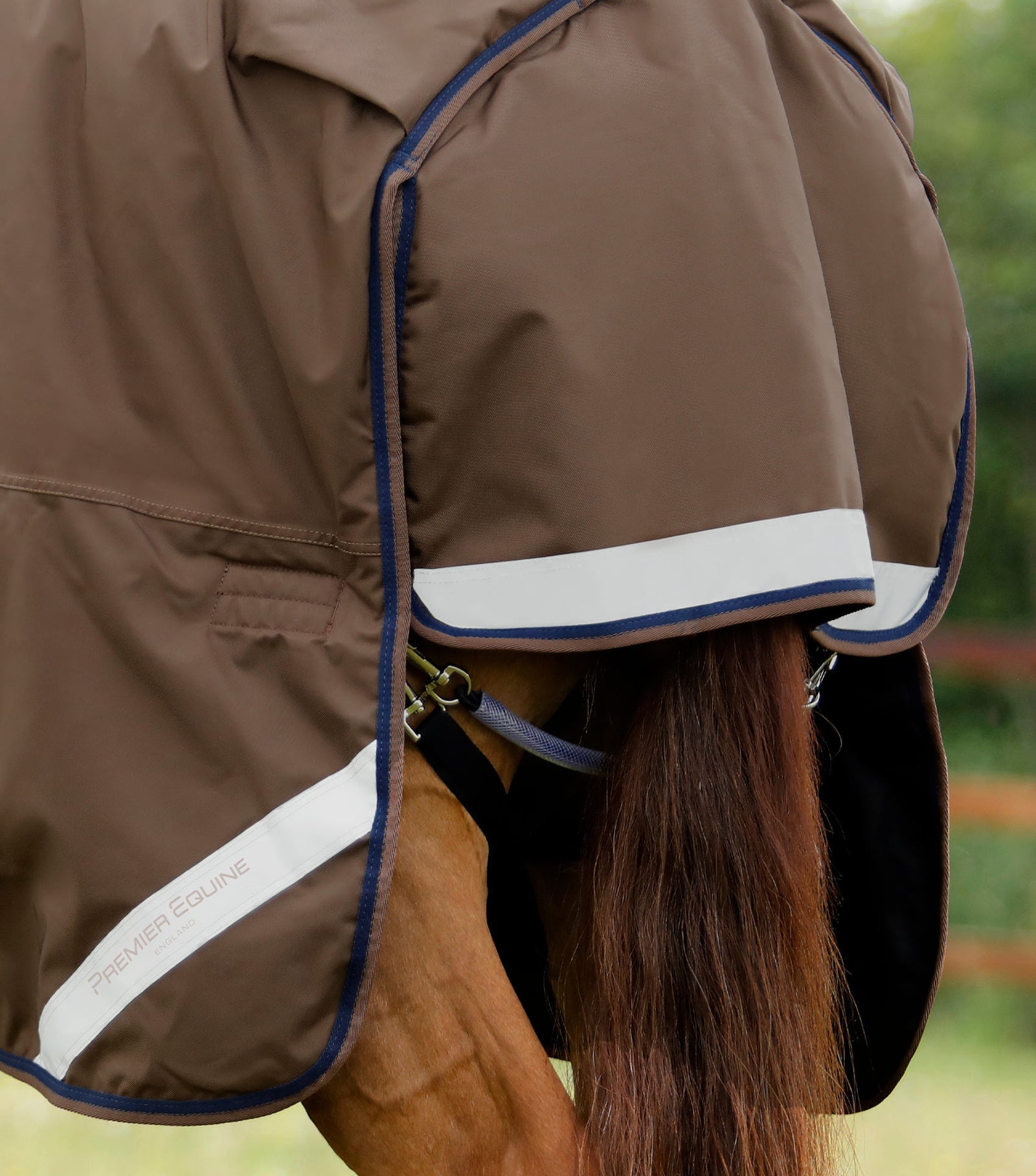 Premier Equine Buster 400g Turnout Rug with Snug-Fit Neck Cover - Nags Essentials