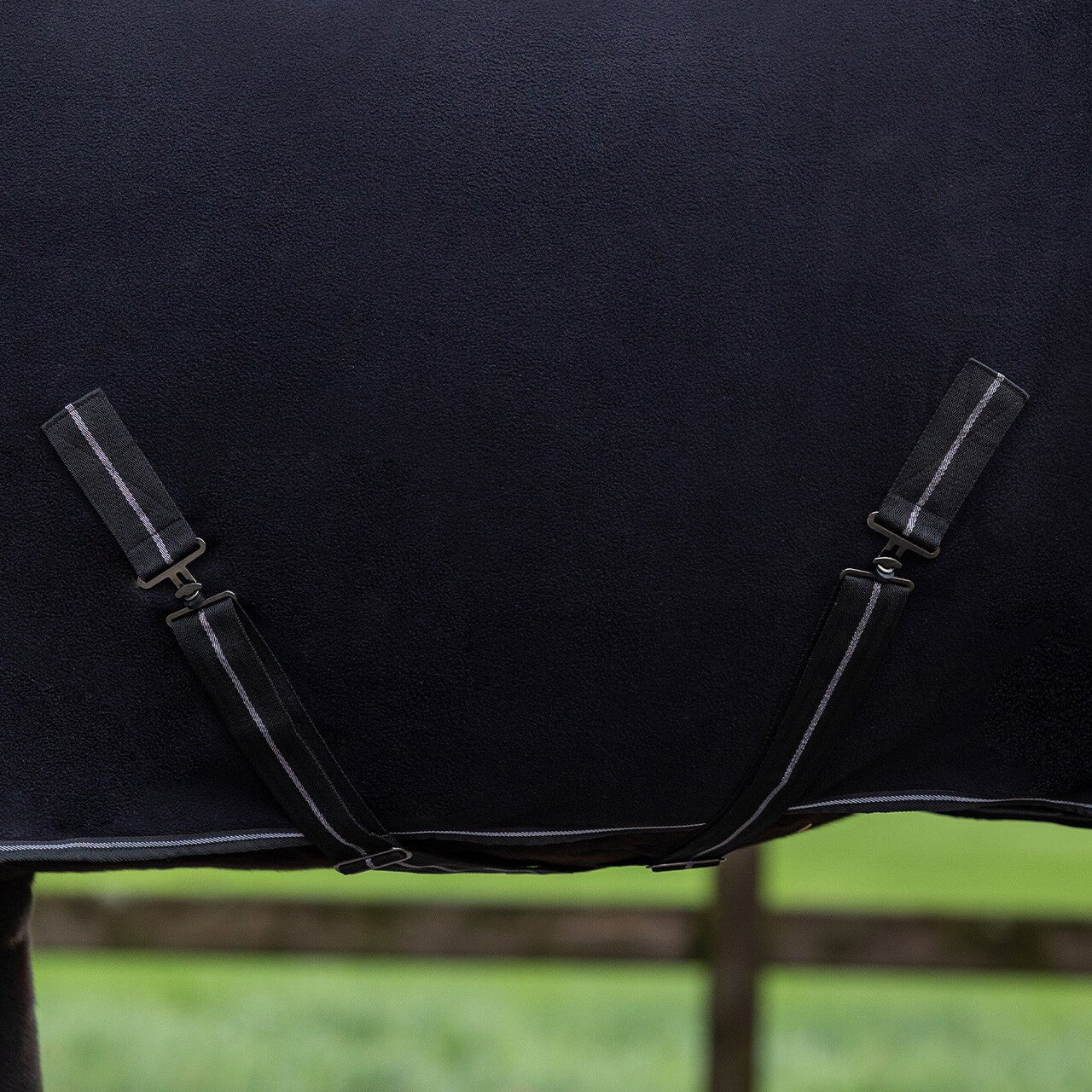 Shine Fleece Rug - Nags Essentials