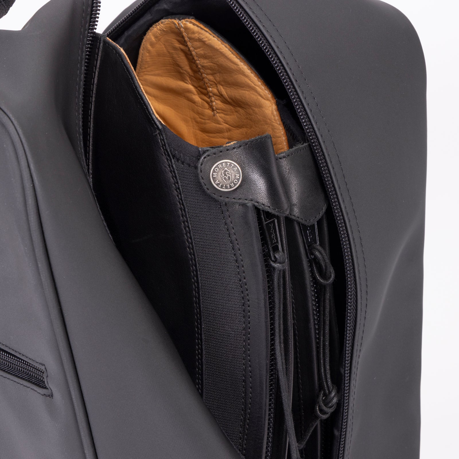 Aubrion React Hat, Whip And Boot Bag - Black