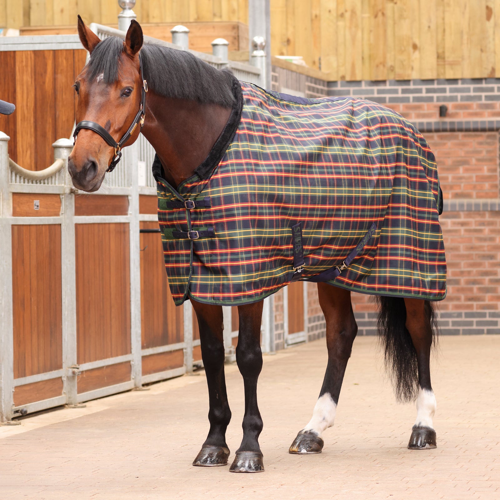 Tempest Plus Lite Stable Rug - Green Tartan