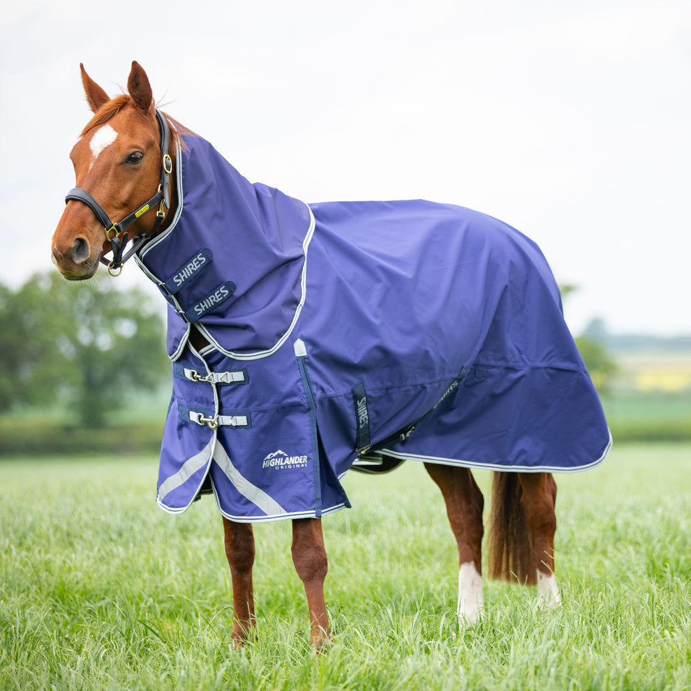 Highlander Original Lite Turnout Rug &amp; Neck Set - Navy