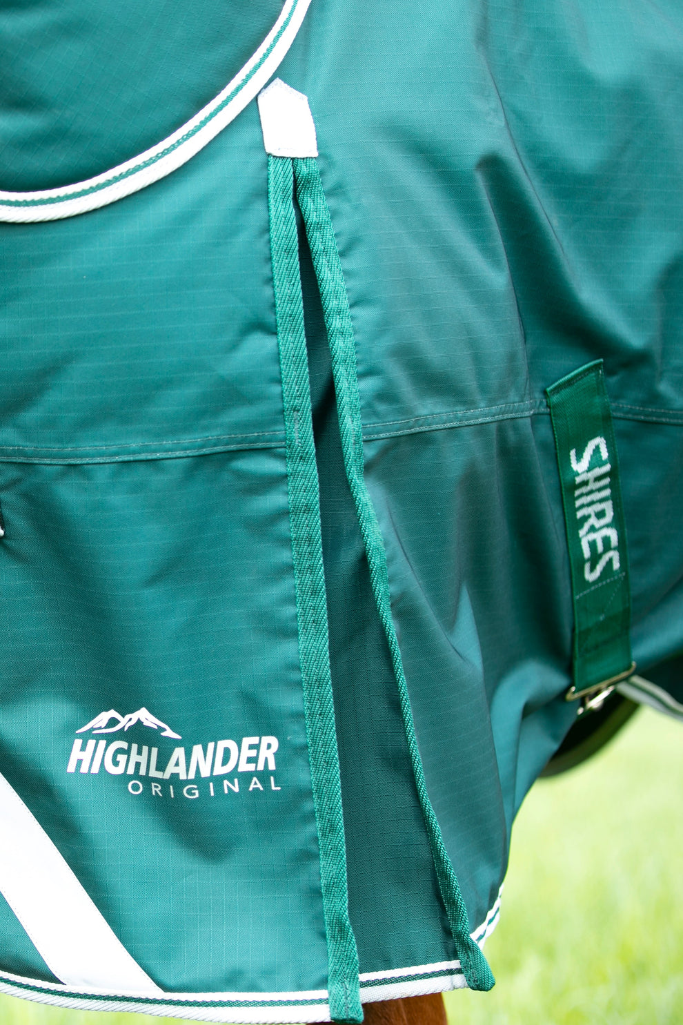 Highlander Original 300 Turnout Rug & Neck -Green