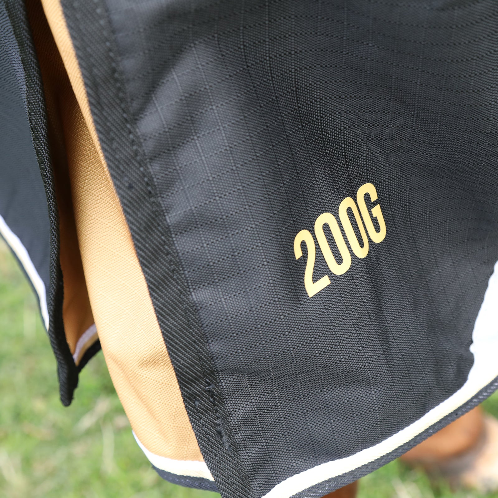 Highlander Plus 200g Turnout Rug - Black