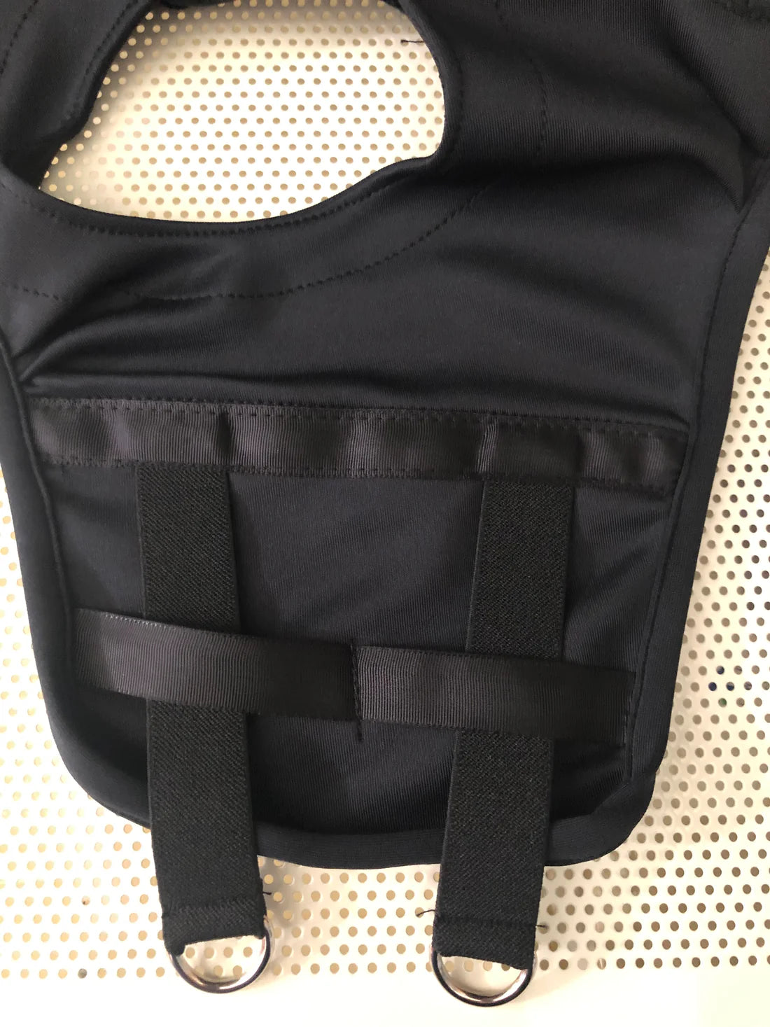 Fenwick Liquid Titanium Calming Mask with Sound Reducing Ears