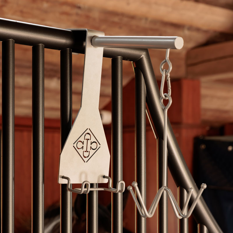 Grooming Deluxe Bridle Hook with Hook Attachment