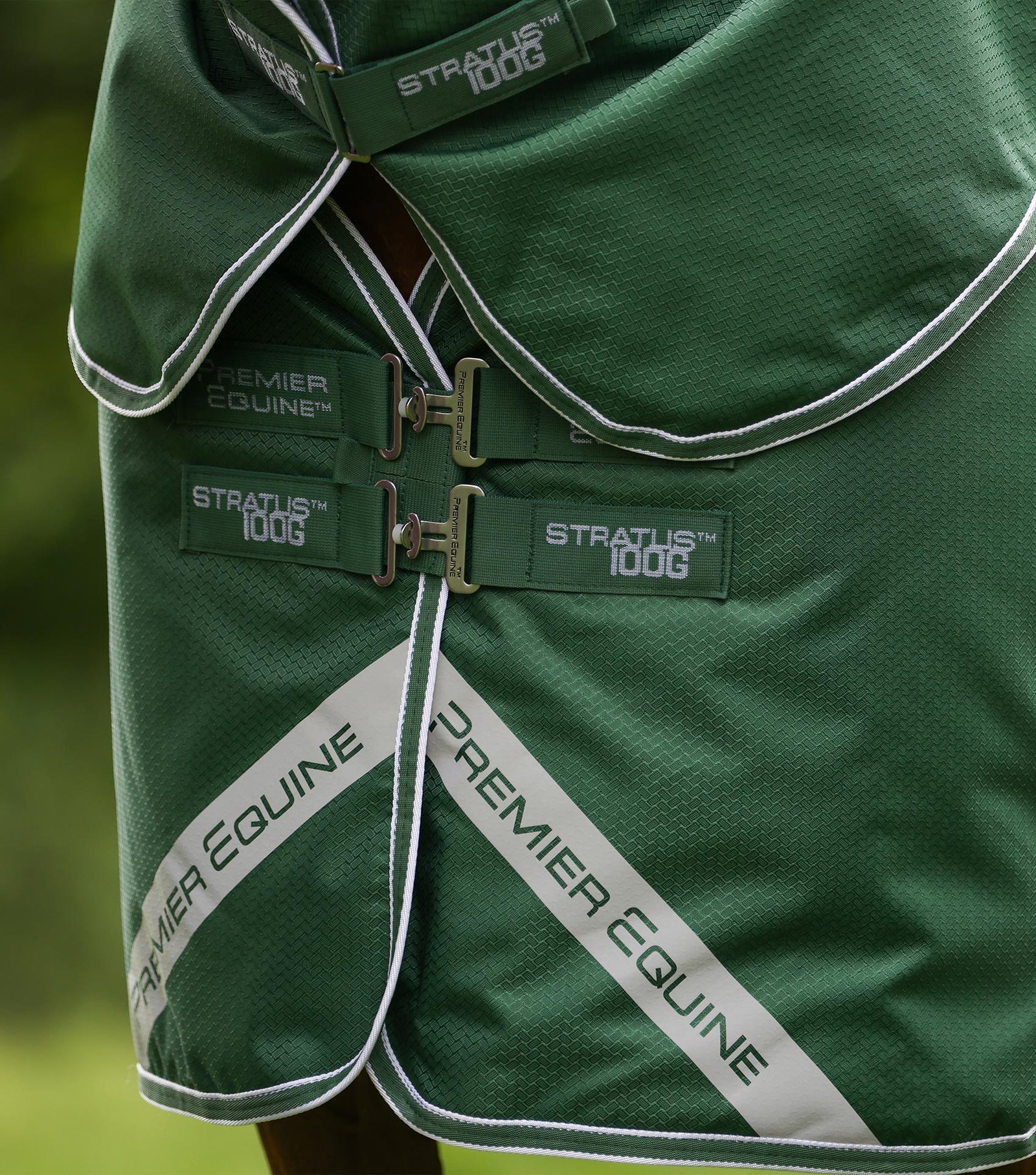 Premier Equine Stratus 600D Series 100g Turnout Rug with Classic Neck Cover