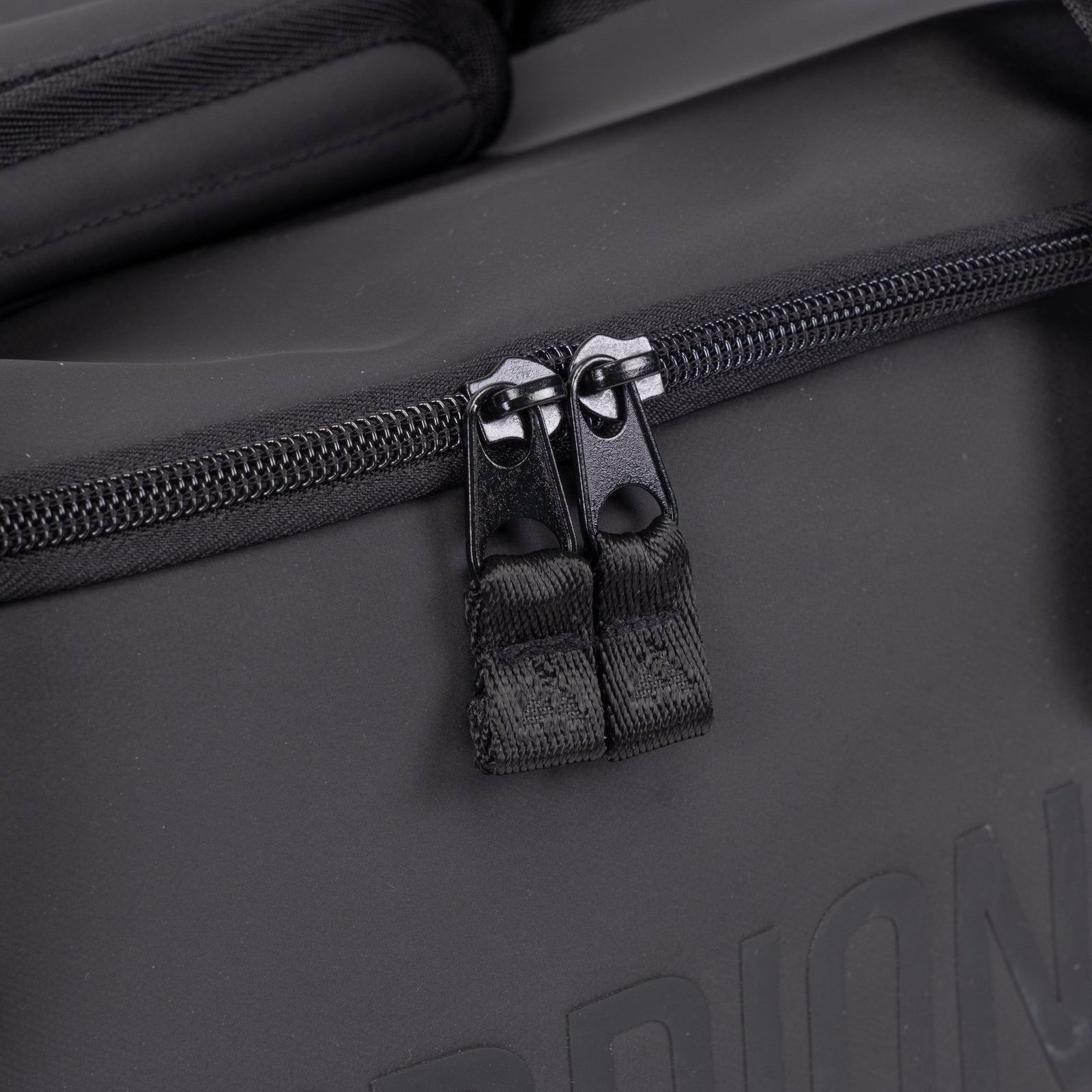 Aubrion React Holdall - Black - Nags Essentials