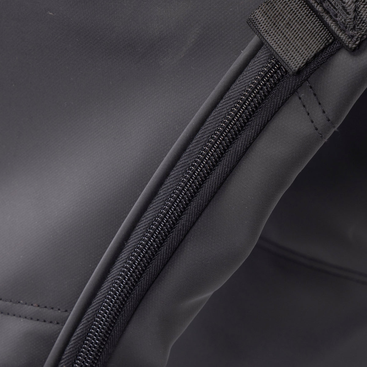 Aubrion React Saddle Bag - Black - Nags Essentials
