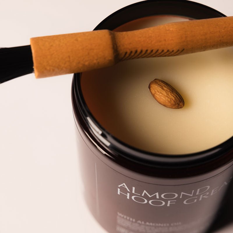 Grooming Deluxe Almond Hoof Grease - Nags Essentials
