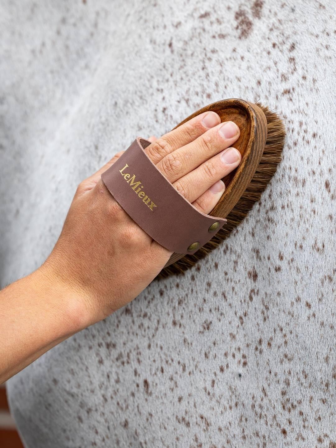 LeMieux Artisan Soft Speckled Brush - Brown