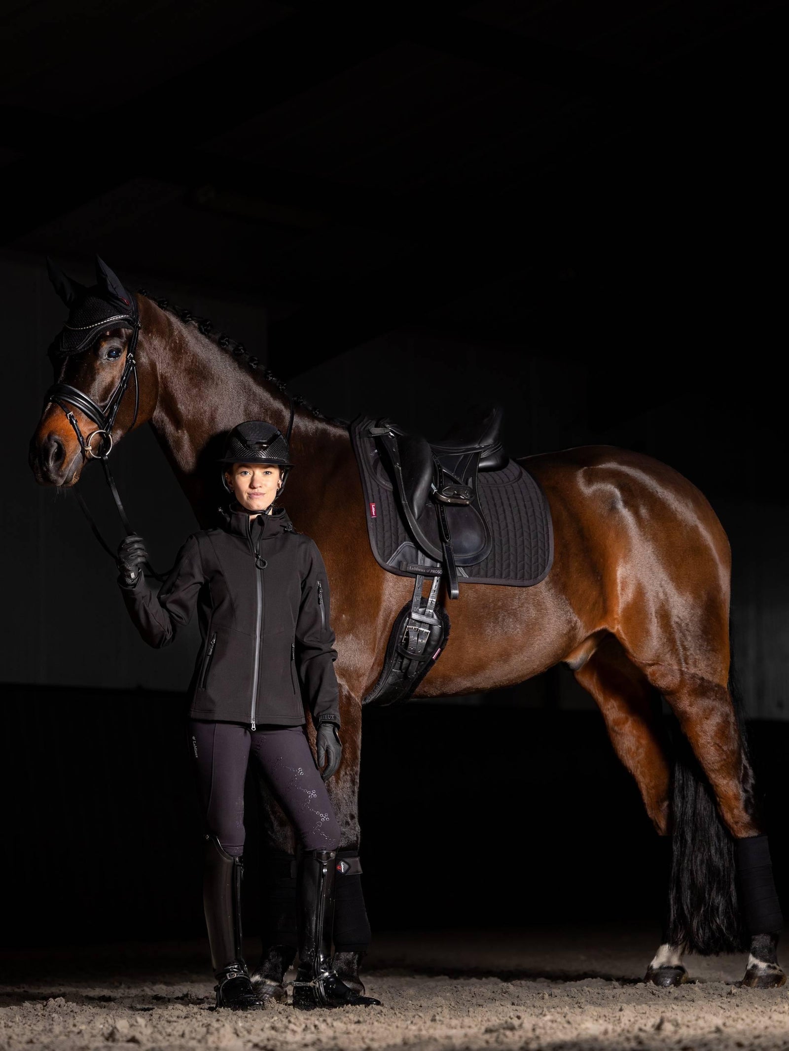 LeMieux ProSorb Plain 2 Pocket Dressage Square