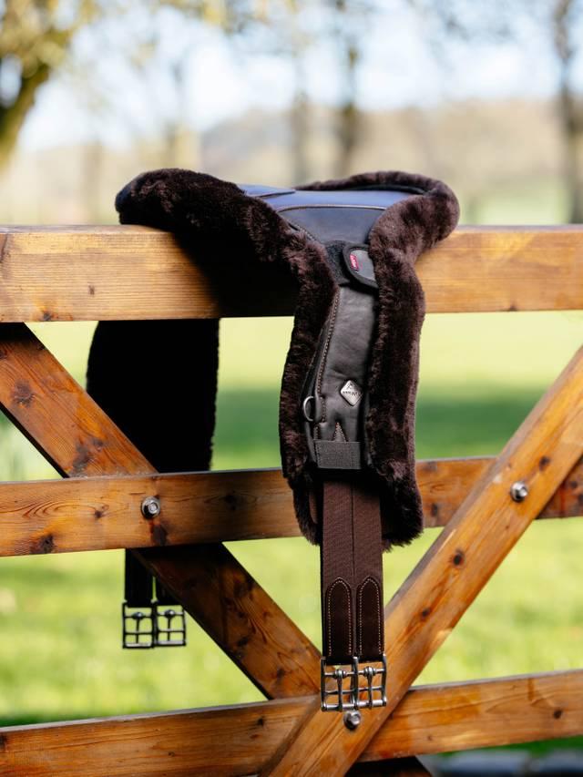 LeMieux Merino+ Anatomic Long Stud Girth Cover