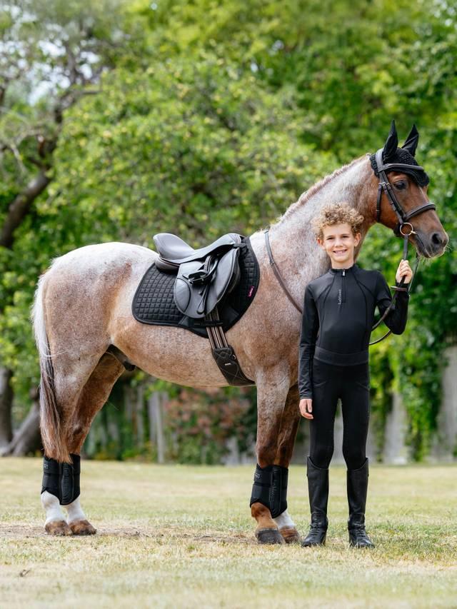 Mini Suede Close Contact Square