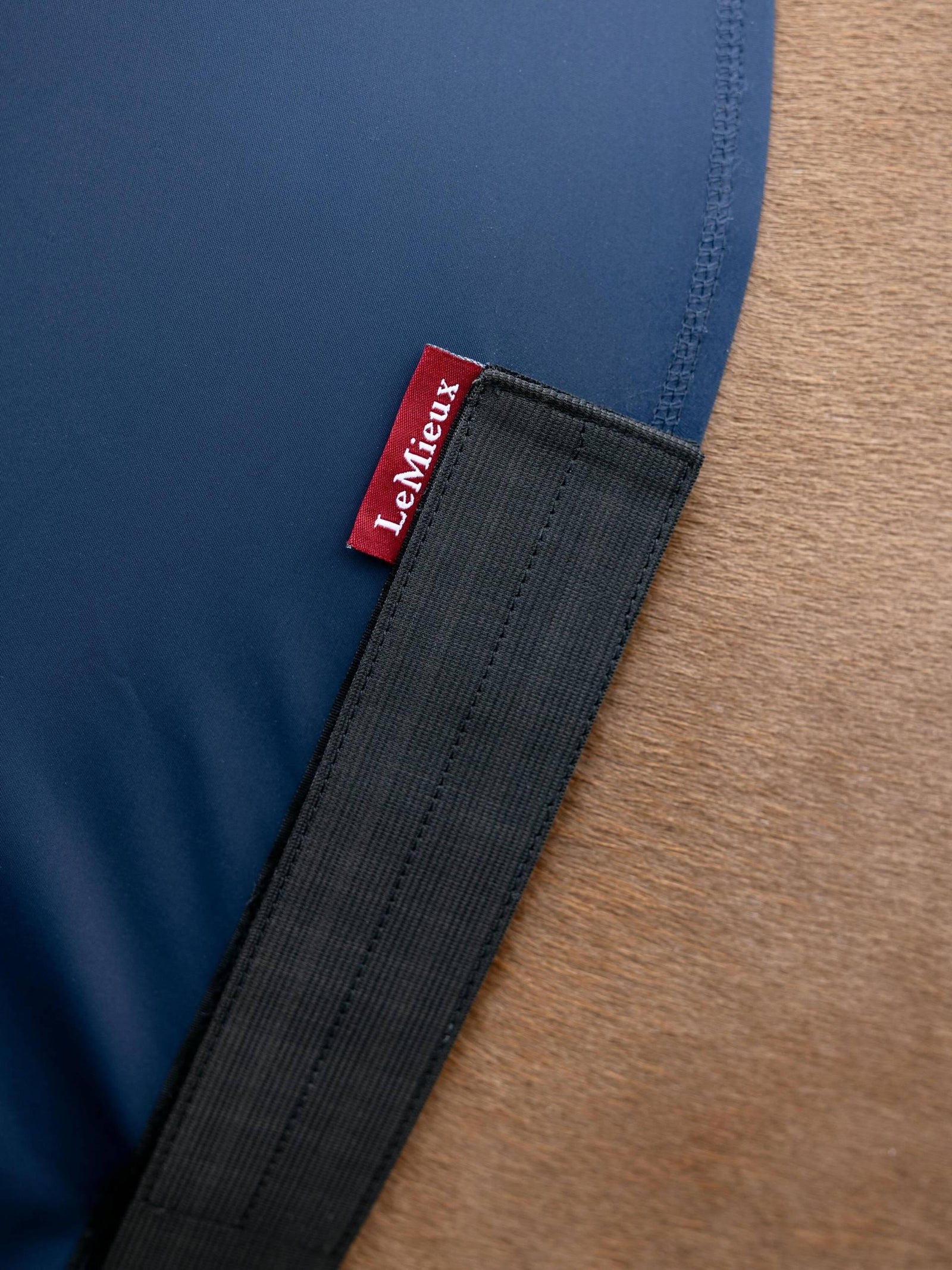 Lemieux Sensitive Anti Rub Bib Navy