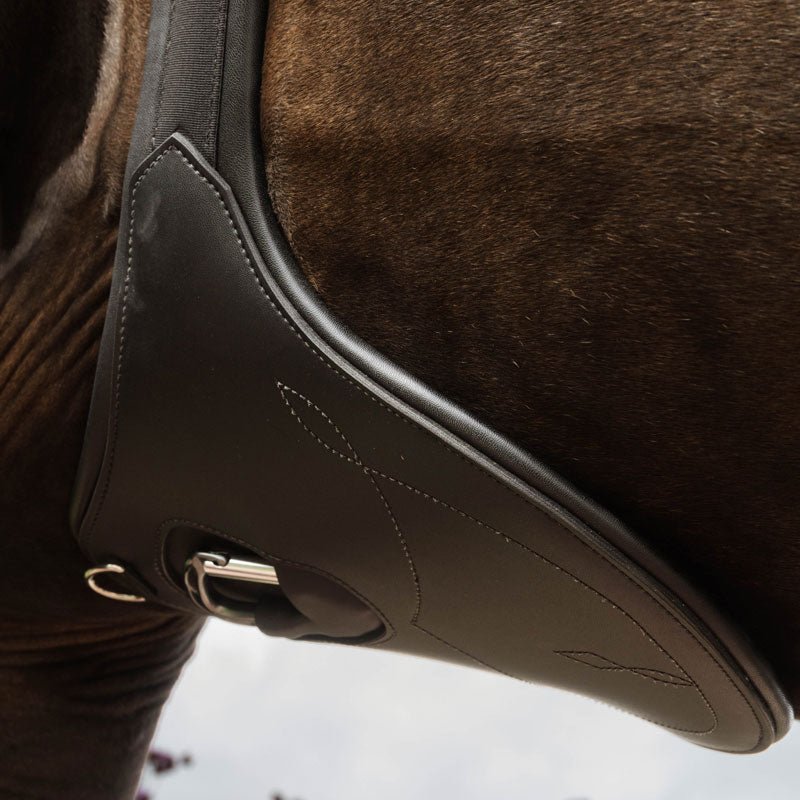 Kentucky Horsewear Anatomic Stud Girth - Nags Essentials