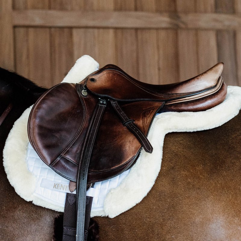 Kentucky Saddle Pad Hunter Vegan Sheepskin Numnah - Nags Essentials