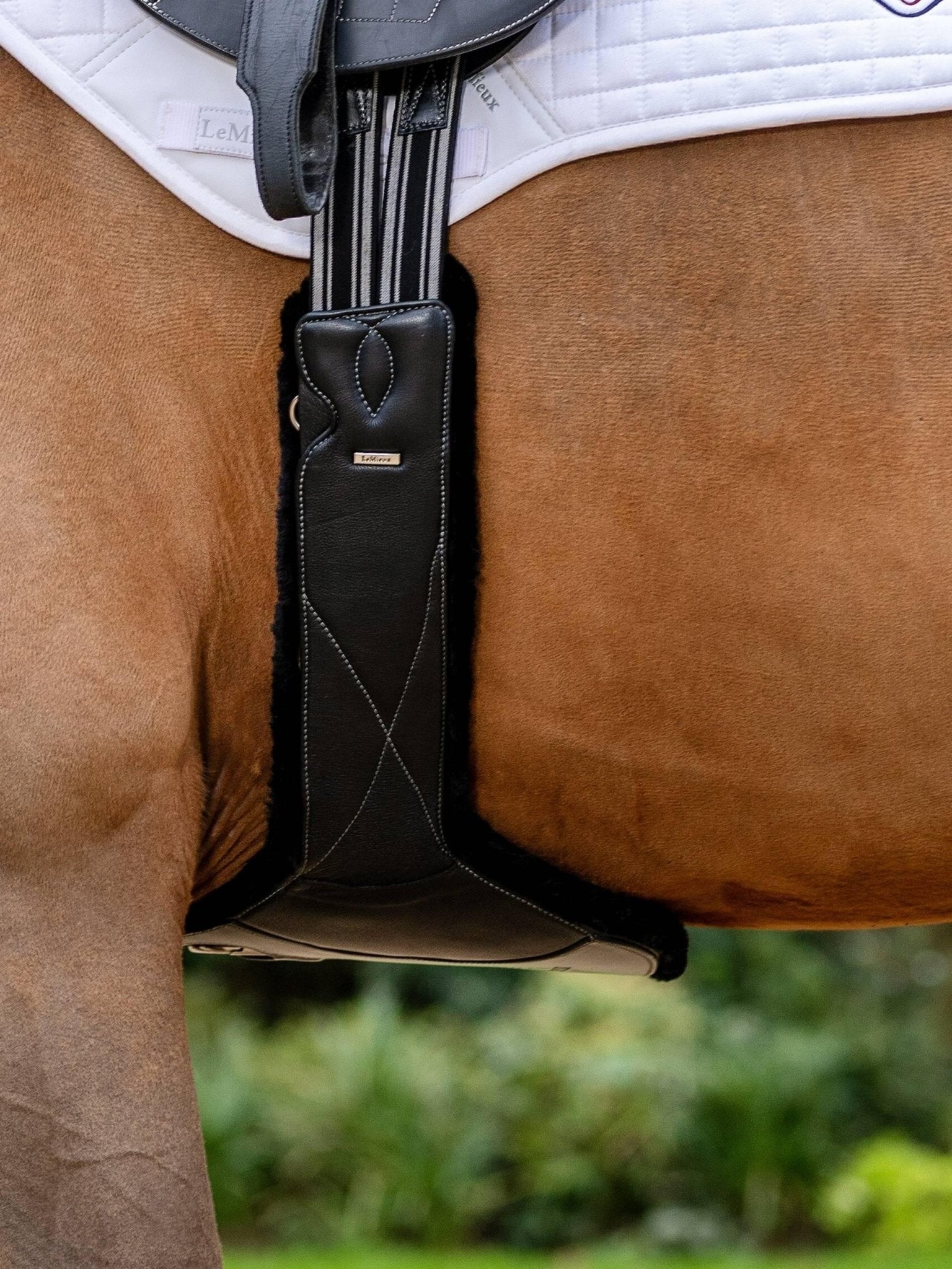 LeMieux Arika Simuwool Contoured Long Stud Girth - Nags Essentials