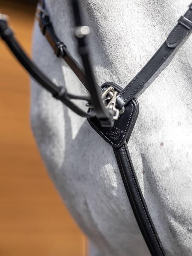 LeMieux Breastplate (D - Ring Attachment) - Nags Essentials
