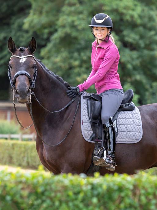 LeMieux Carbon Mesh Dressage Square - Nags Essentials