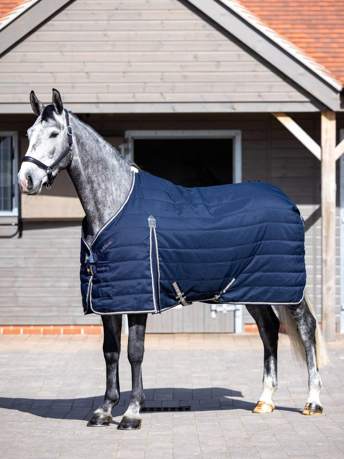 LeMieux Kudos Stable Rug 50g - Navy - Nags Essentials