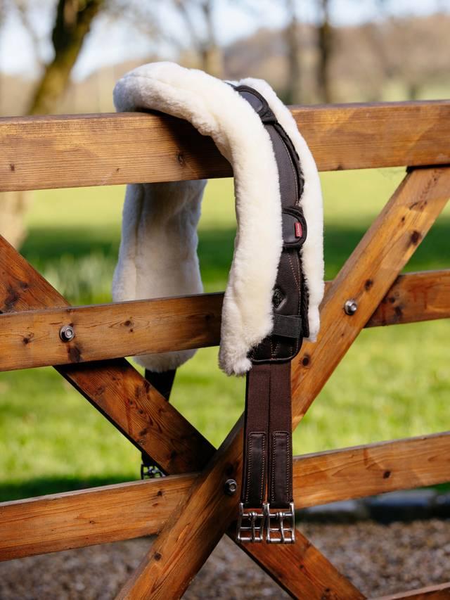LeMieux Merino+ Anatomic Jumping Girth Cover - Nags Essentials