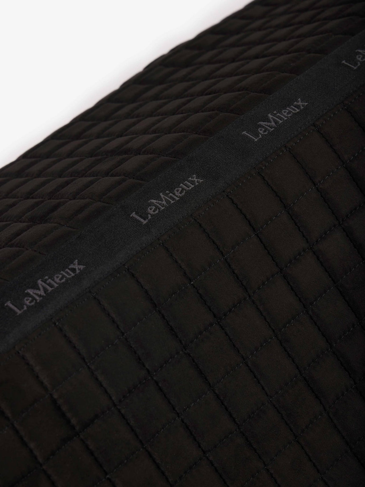 Lemieux Saddle Mattress - Black - Nags Essentials