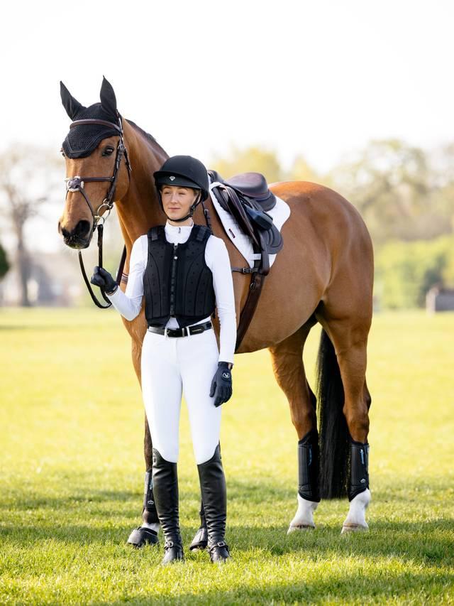 Lemieux Self - Cool Close Contact Half Square - Nags Essentials