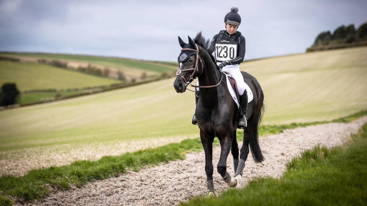 Lemieux Self-Cool Close Contact Square - Nags Essentials