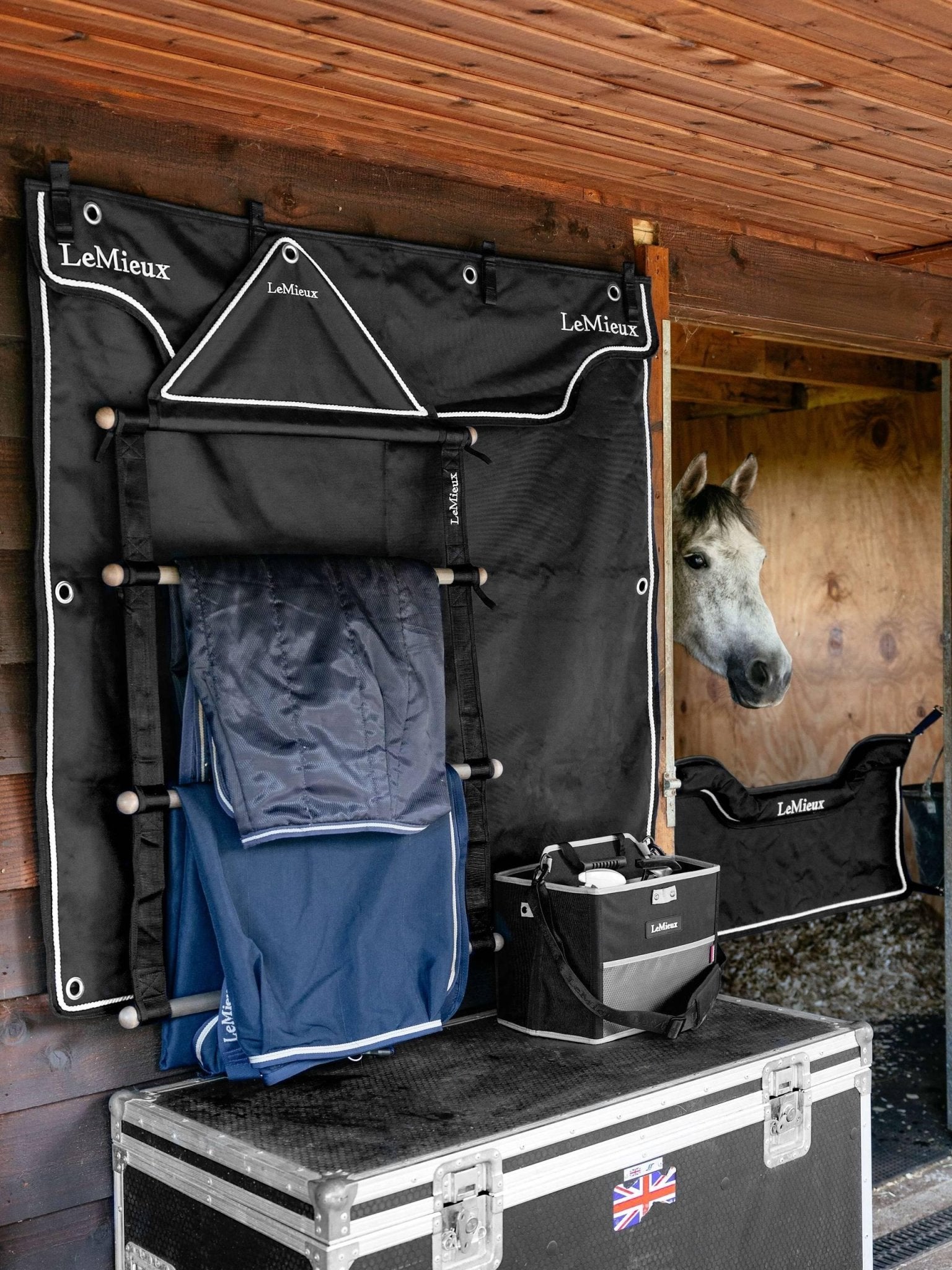 LeMieux Show Stable Drape - Nags Essentials