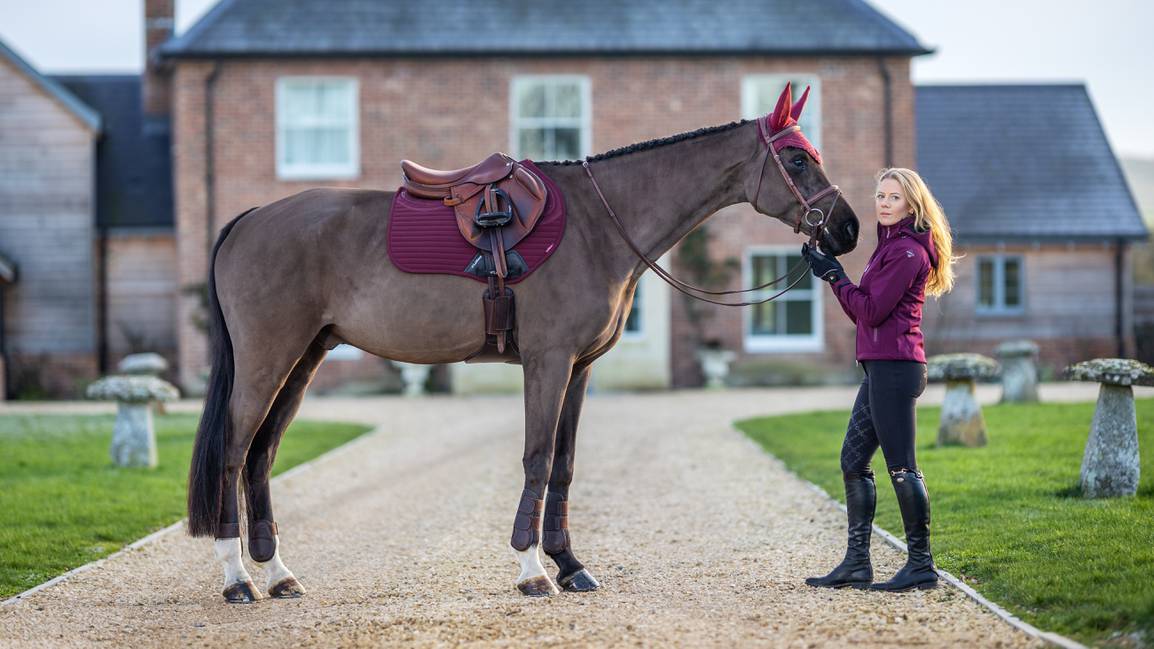 LeMieux Soft Shell Anti Slip Close Contact Square - Nags Essentials