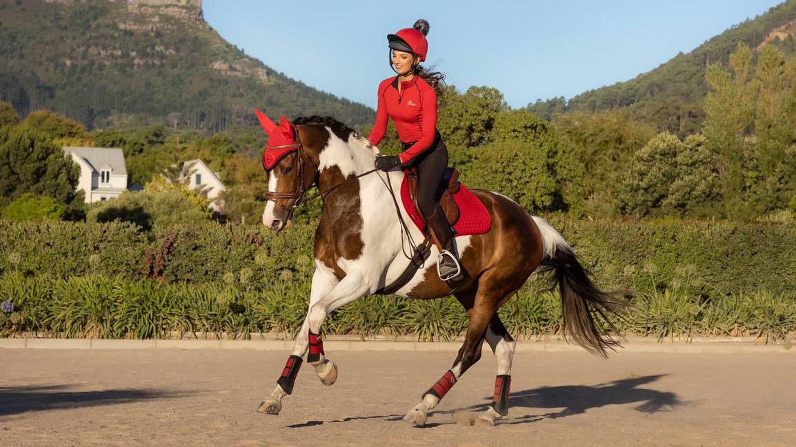 LeMieux Suede Close Contact Square Saddlepad - Nags Essentials