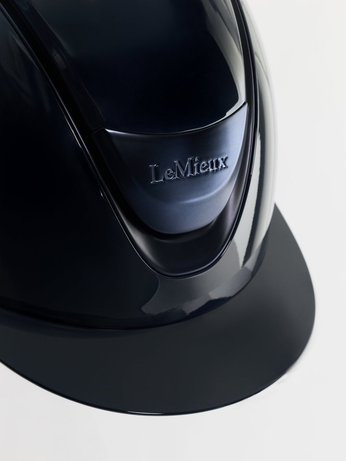 LeMieux Verv Competition Helmet Gloss - Nags Essentials